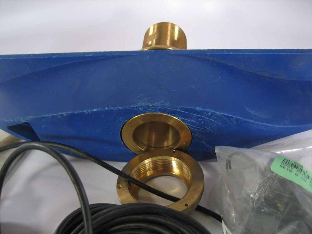 B&G 170kHz B122 Marine Depth Transducer with Bronze Construction